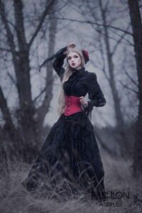 Phong cách Gothic - Vẻ đẹp ma mị nhưng đầy cuốn hút của thời trang