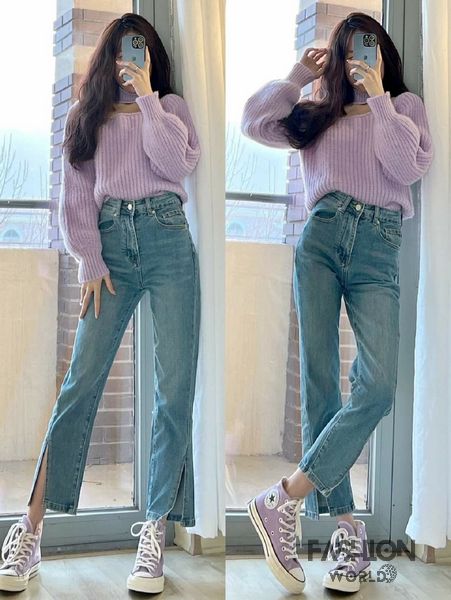 Một chiếc quần jean đơn giản form đứng slimfit hoặc ống loe phối cùng áo len màu tím hoặc hồng là lựa chọn phù hợp cho phong cách