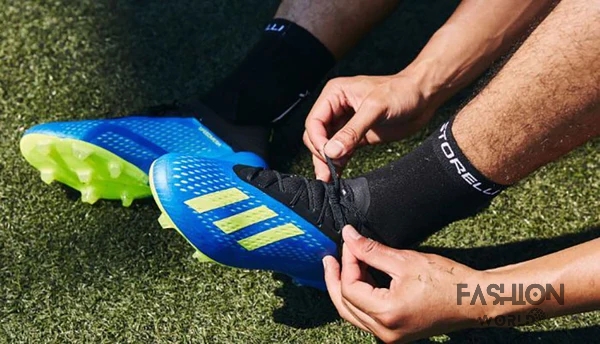 Tại sao bạn nên buộc dây giày bóng đá đúng cách ?